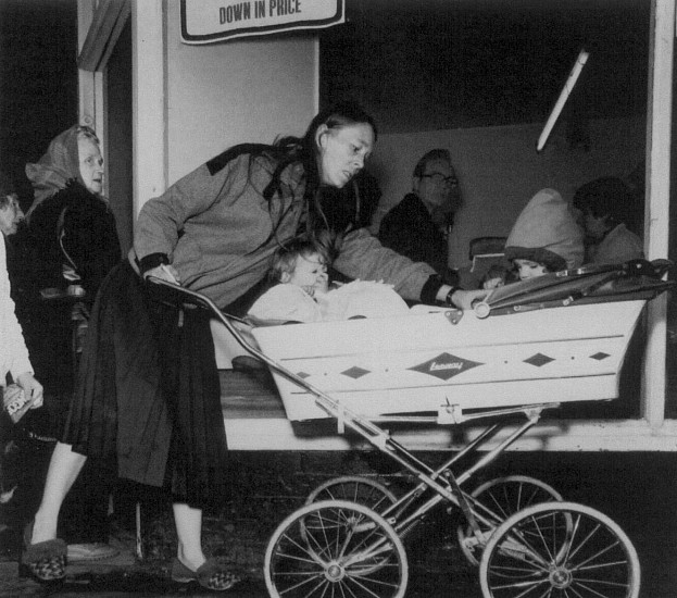 Graham SMITH, One Week Before Christmas, South Bank, Middlesbrough.
1983, Gelatin Silver Print